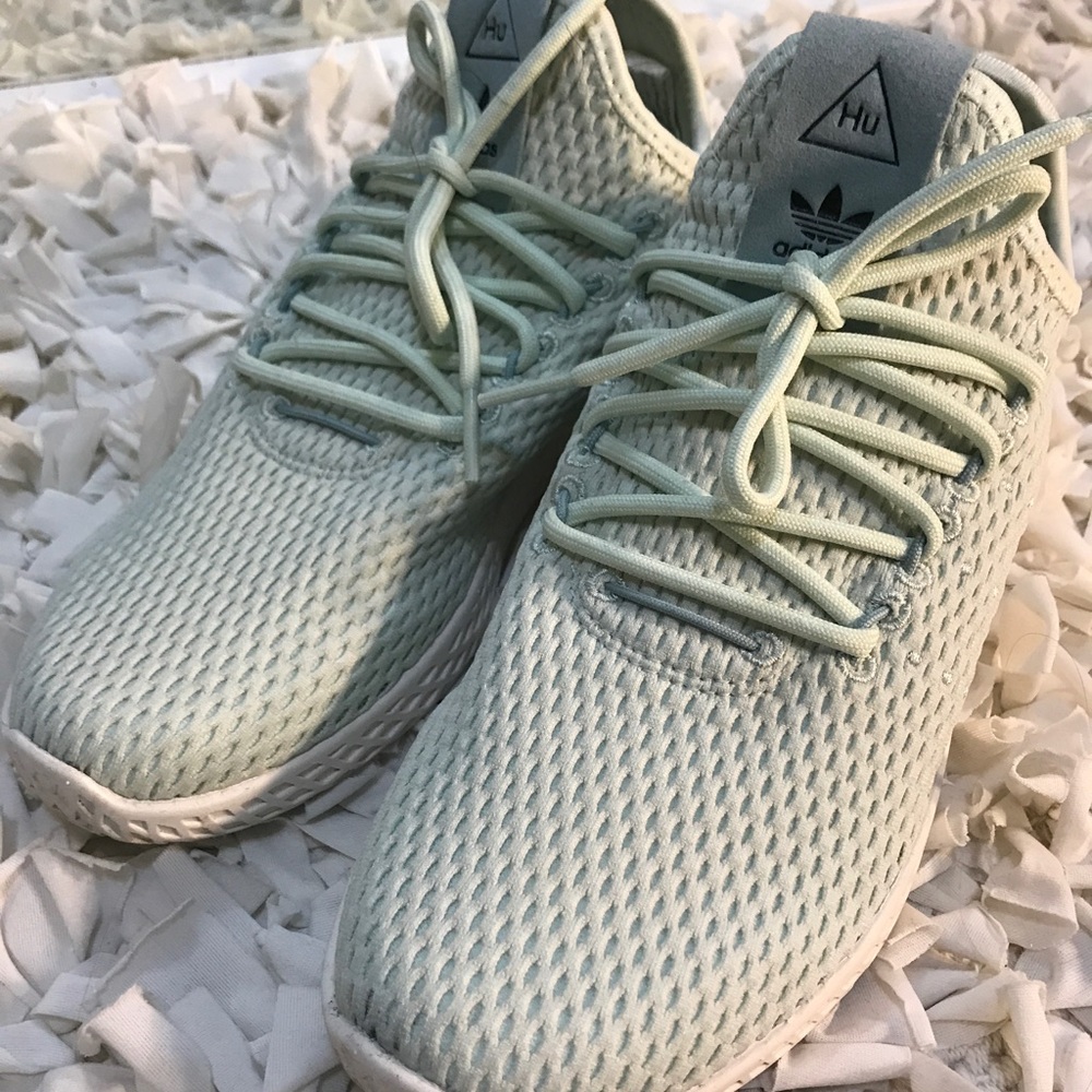 Pharrell x Adidas mint tubular